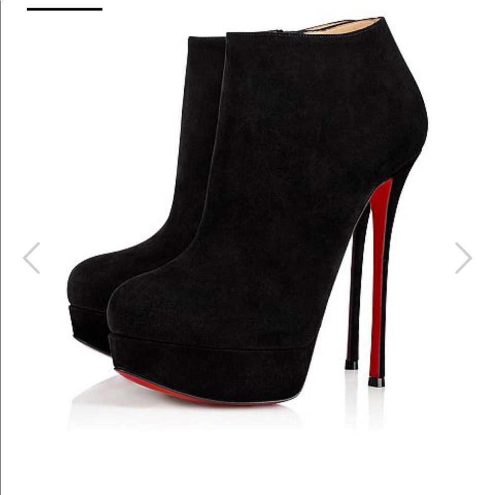 💯 Louboutin Dirdibootie black suede ankle boots